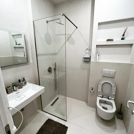 Blloku Premium Lägenhet Tirana